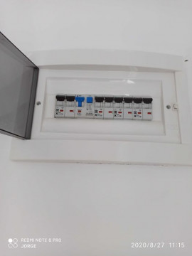 Executam instalatii electrice și sanitare